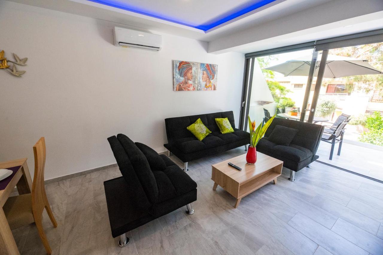 Kato Paphos 1BR near Paphos Harbour/Beach/Sea Exterior foto