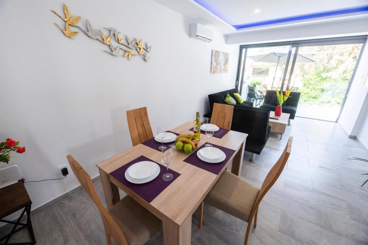Kato Paphos 1BR near Paphos Harbour/Beach/Sea Exterior foto
