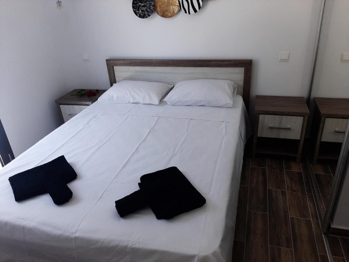Kato Paphos 1BR near Paphos Harbour/Beach/Sea Exterior foto