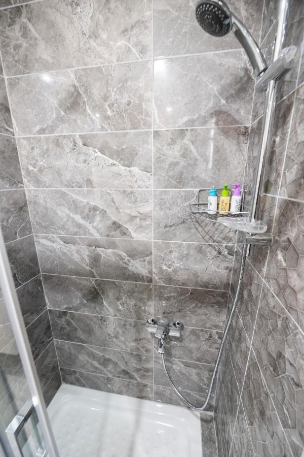 Kato Paphos 1BR near Paphos Harbour/Beach/Sea Exterior foto